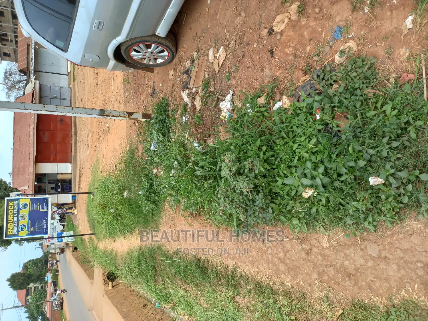 Kyaliwajjara Commercial Plot of Land on Fast Sell in Central Division