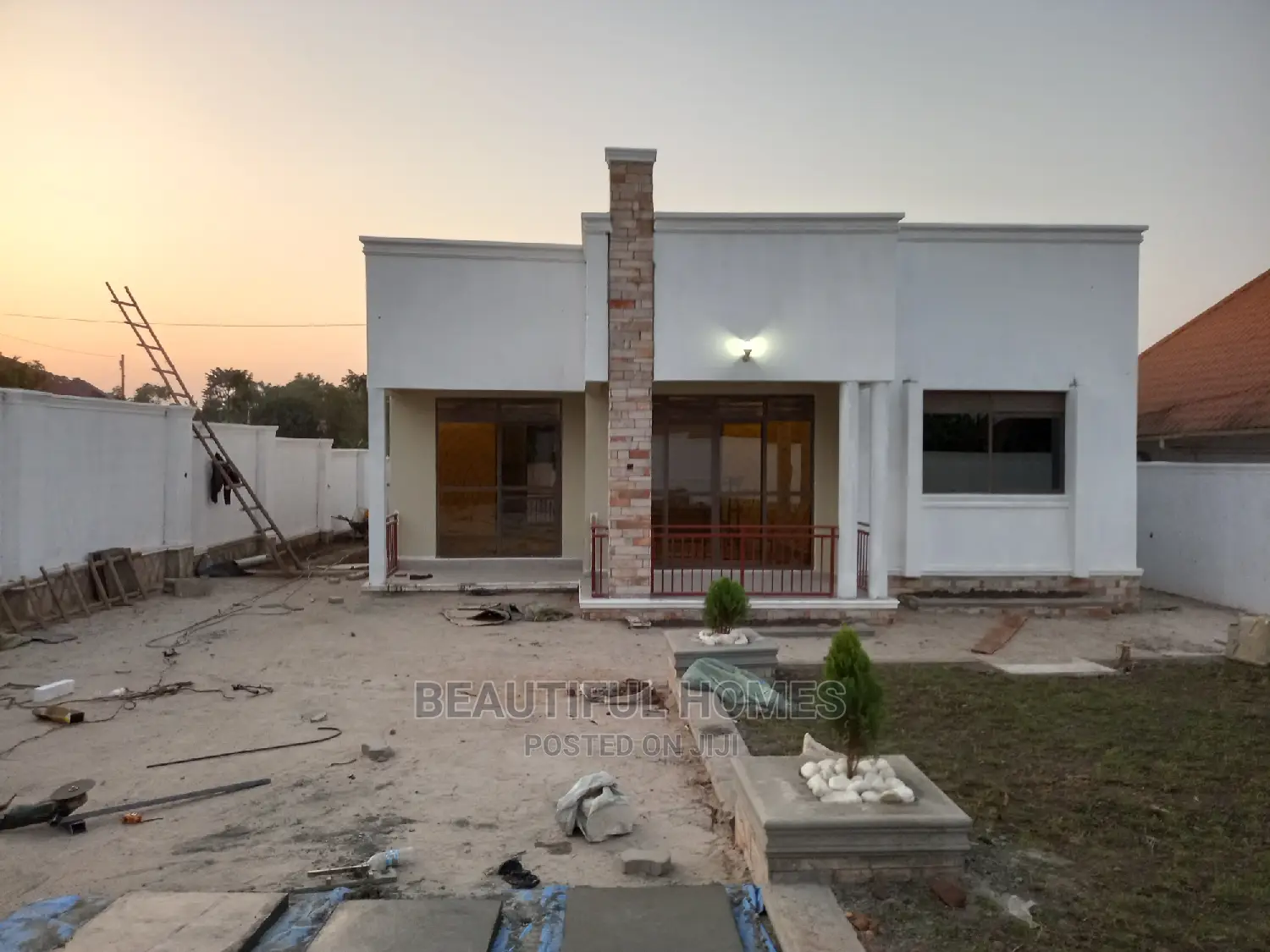 Furnished 4bdrm Bungalow in Kira for Sale in Kira