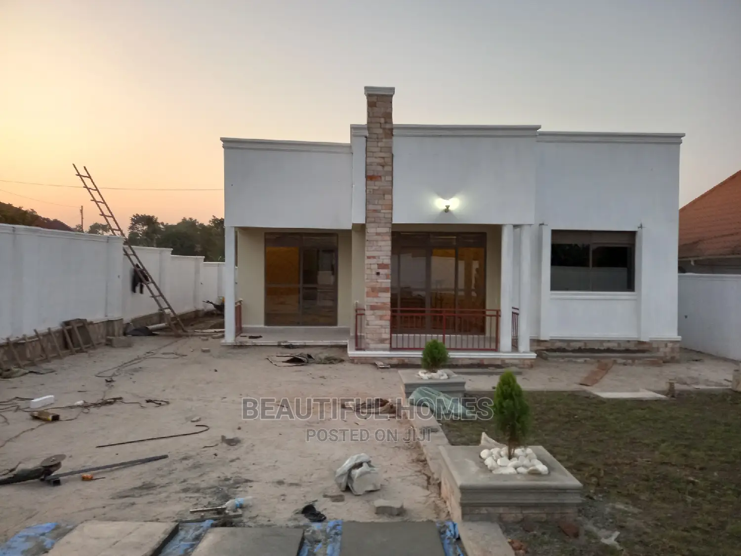 Furnished 4bdrm Bungalow in Kira for Sale in Kira