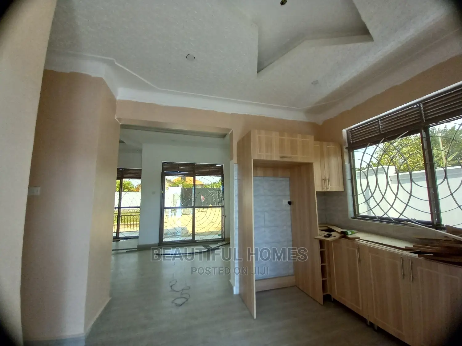 Furnished 4bdrm Bungalow in Kira for Sale in Kira