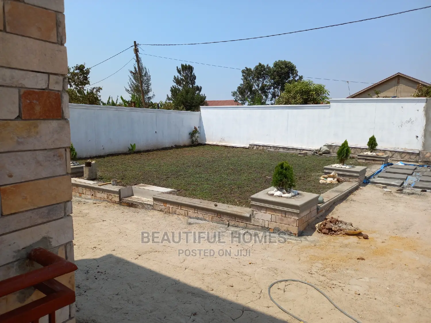 Furnished 4bdrm House in Kira for Sale in Kira
