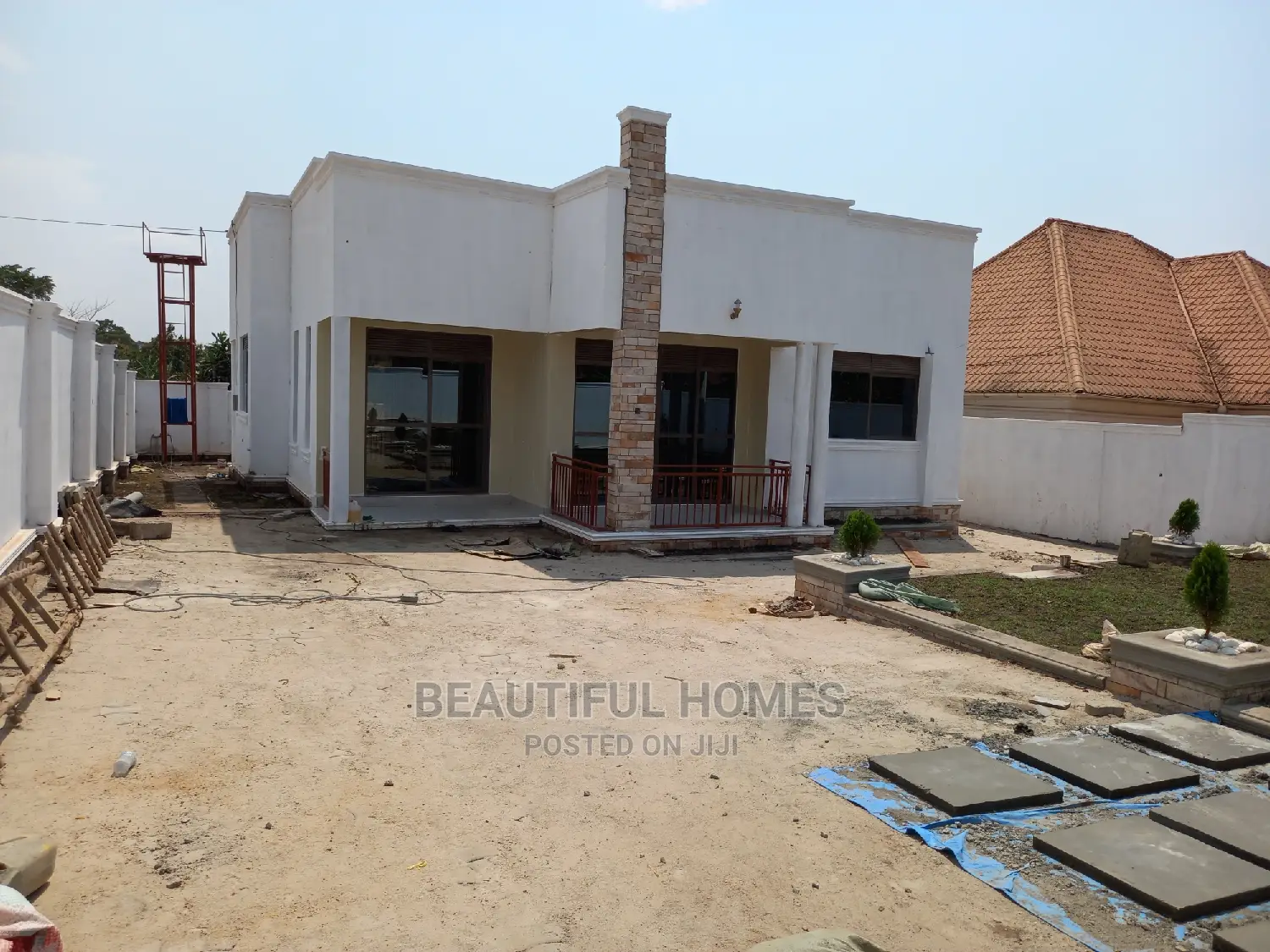 Furnished 4bdrm Bungalow in Kira for Sale in Kira