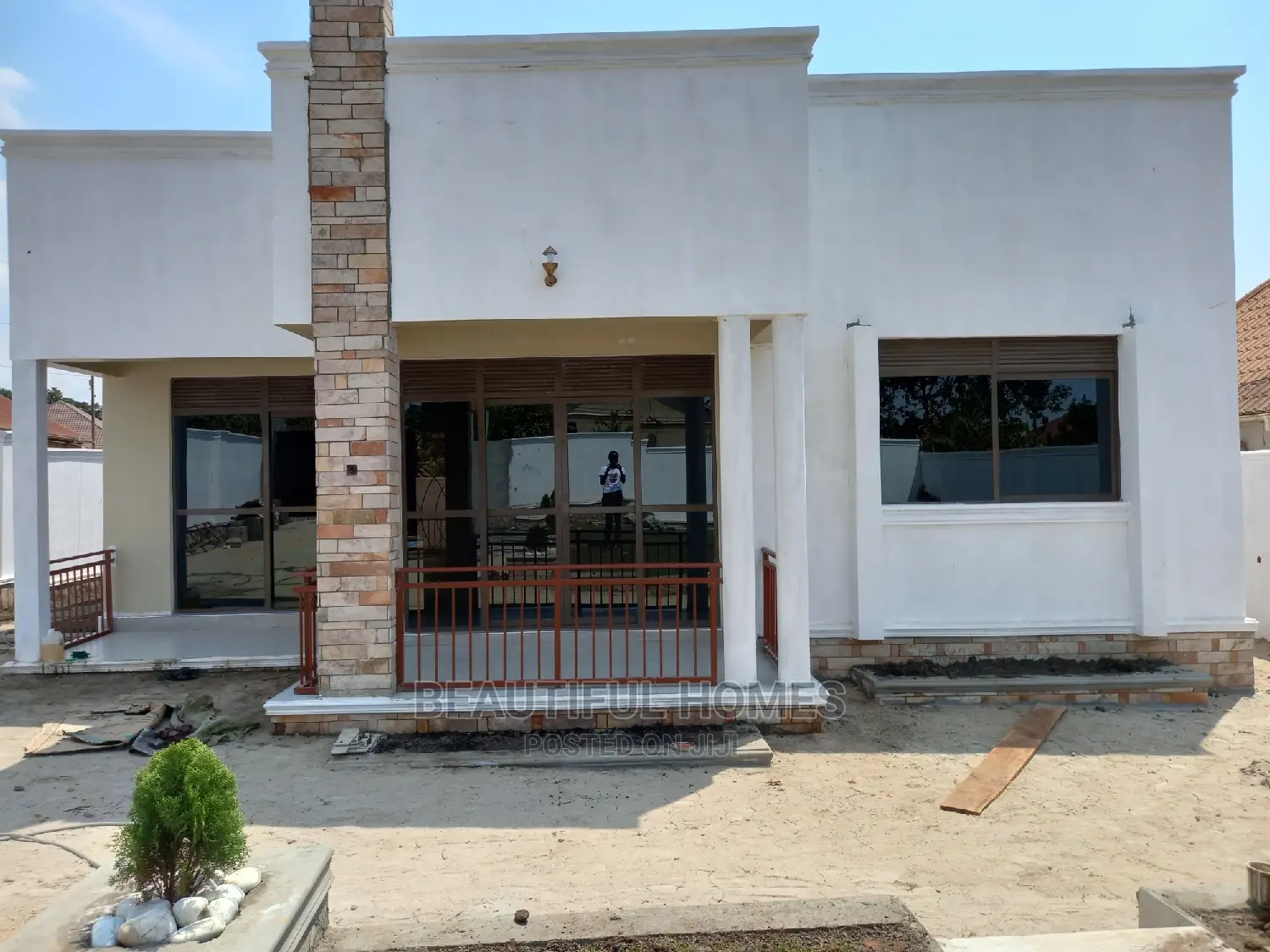 Furnished 4bdrm Bungalow in Kira for Sale in Kira