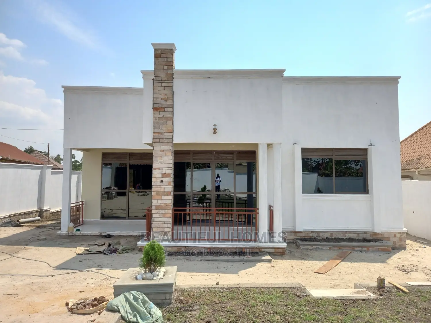 Furnished 4bdrm Bungalow in Kira for Sale in Kira