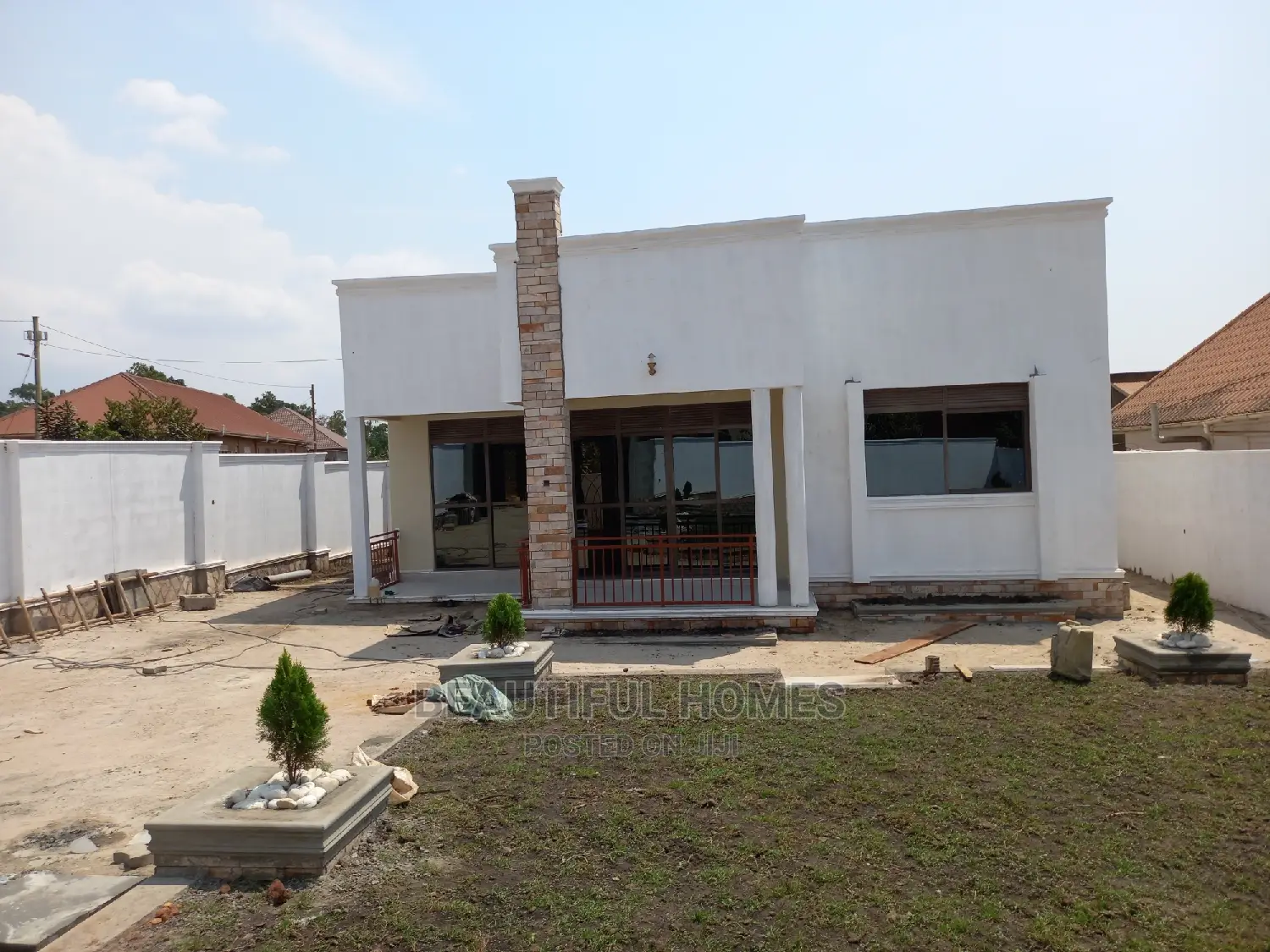 Furnished 4bdrm Bungalow in Kira for Sale in Kira