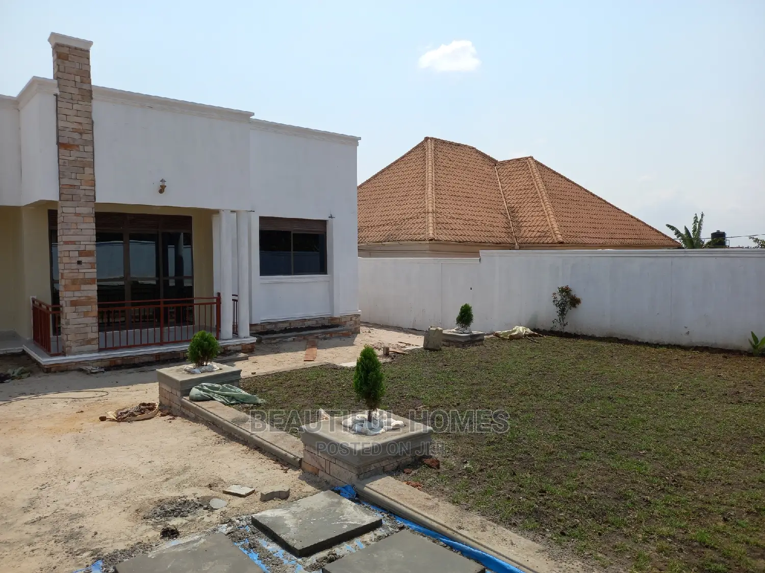 Furnished 4bdrm Bungalow in Kira for Sale in Kira