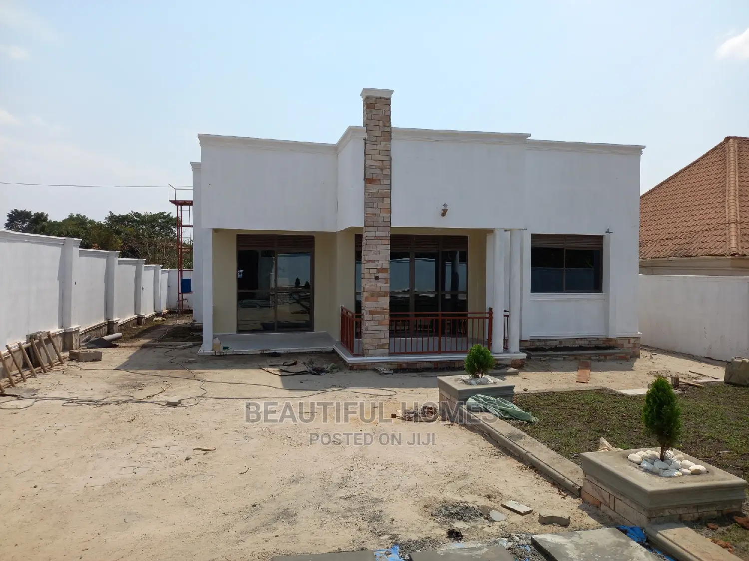 Furnished 4bdrm Bungalow in Kira for Sale in Kira