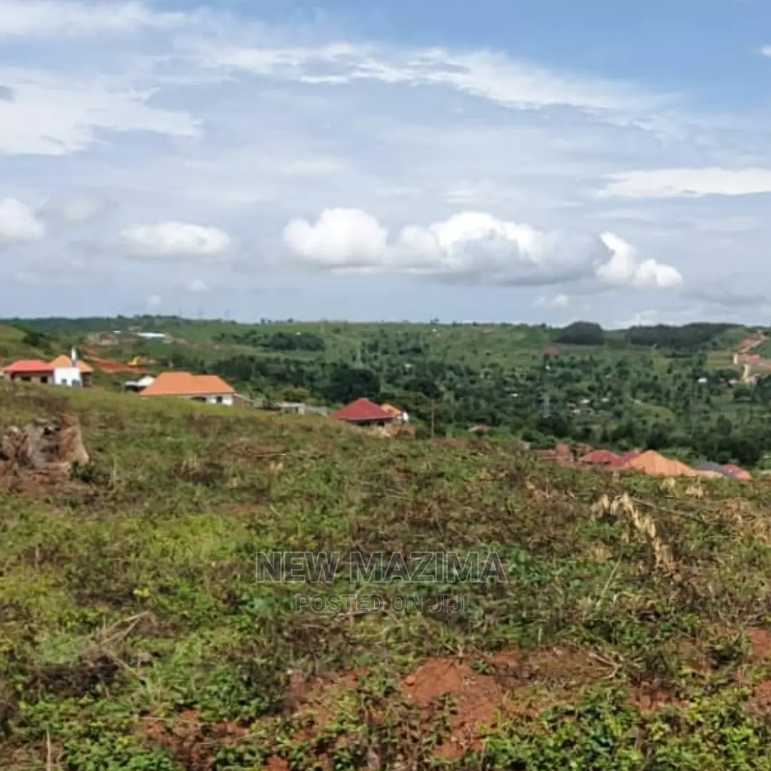 Kajjansi Ntebe Rd Nakilama Prime Plots Quicksale With Title in Central Division