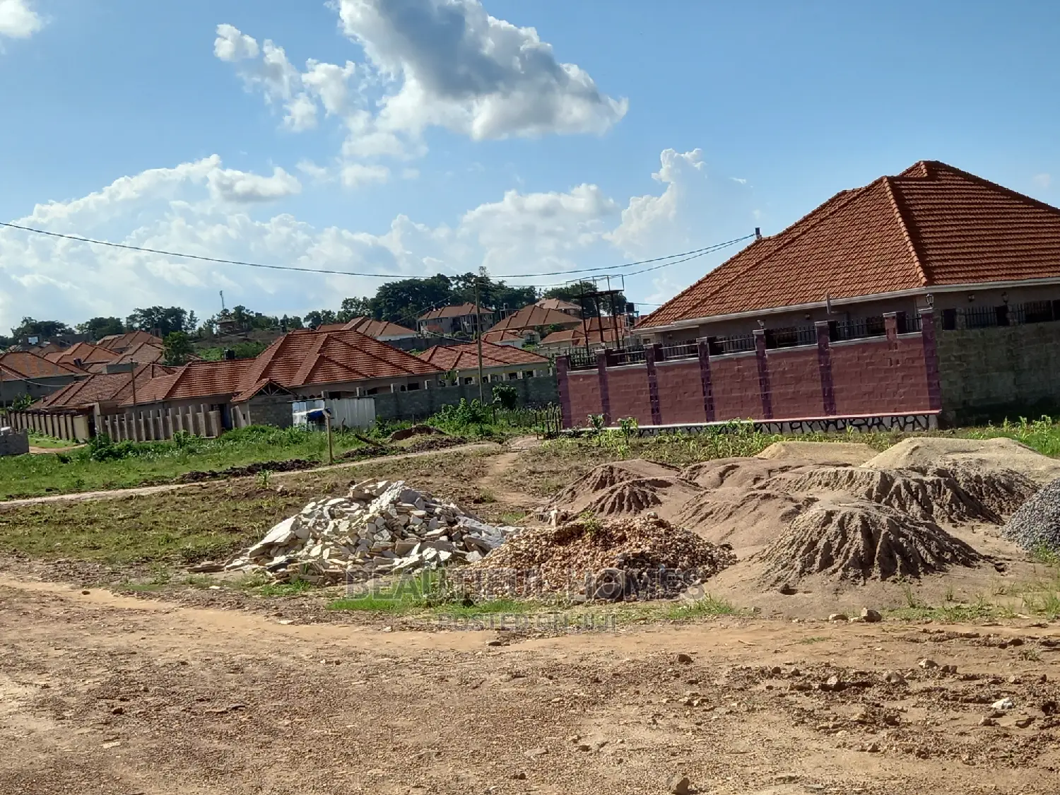 Kira Organised Estate on Sell in Kira