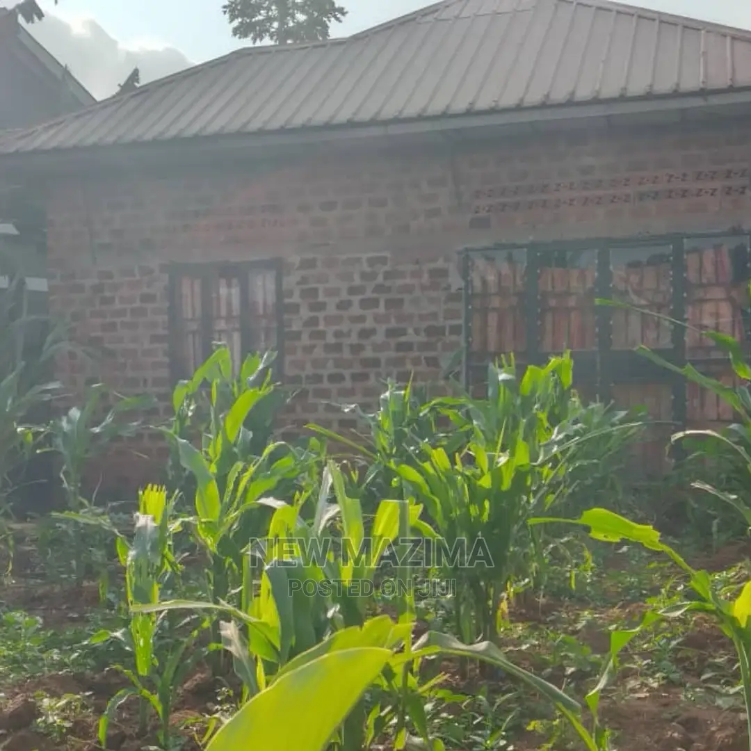 2bdrm House in Kawempe Kawanda, Central Division for Sale in Central Division