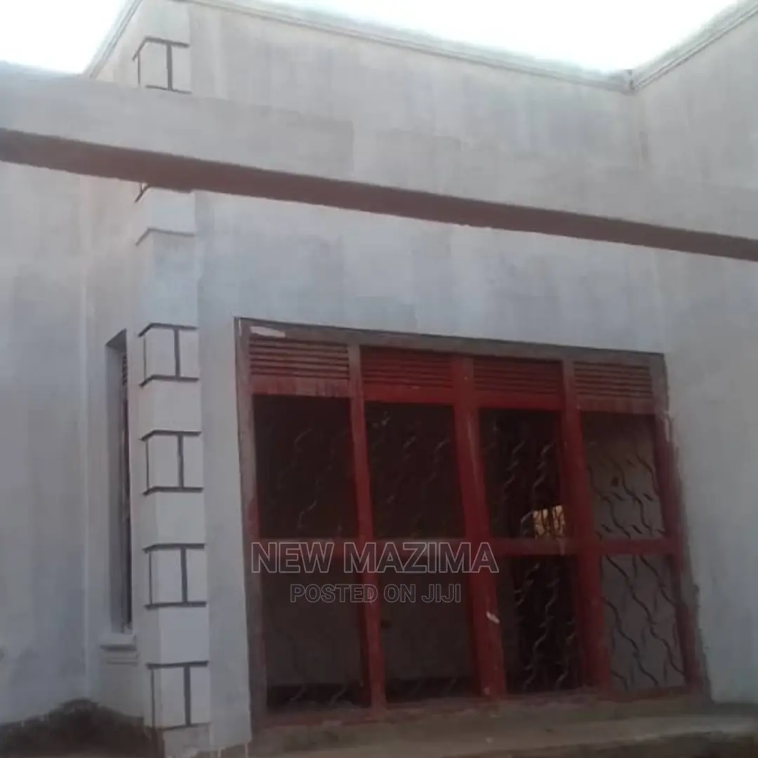 3bdrm House in Munyonyo on Ntebe, Central Division for Sale in Central Division