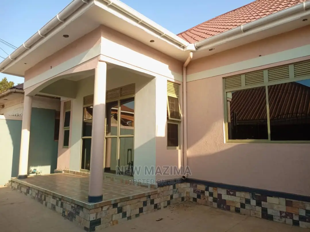3bdrm House in Nansana Wamala, Central Division for Sale in Central Division