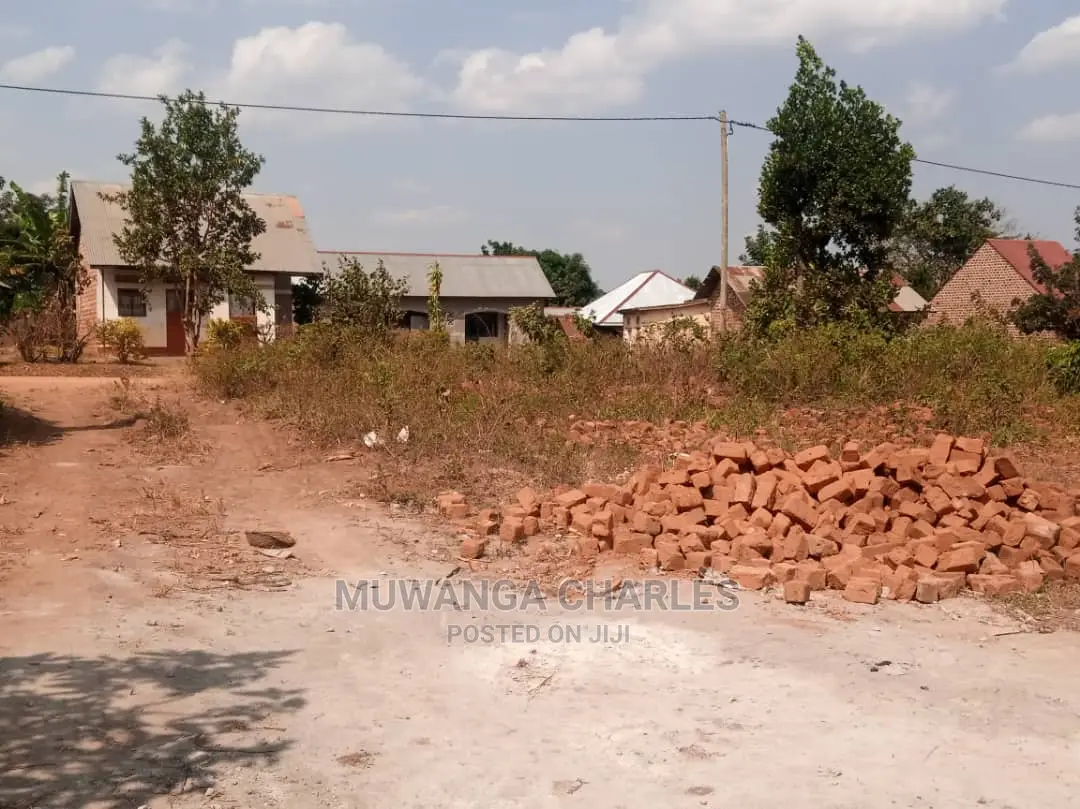 100by50ft Plot of Land for Sale at Busukuma Gayaza in Rubaga