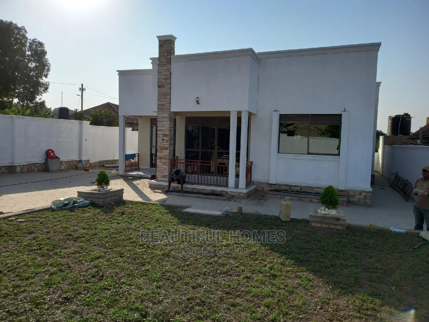 Furnished 4bdrm Bungalow in Kira for Sale in Kira