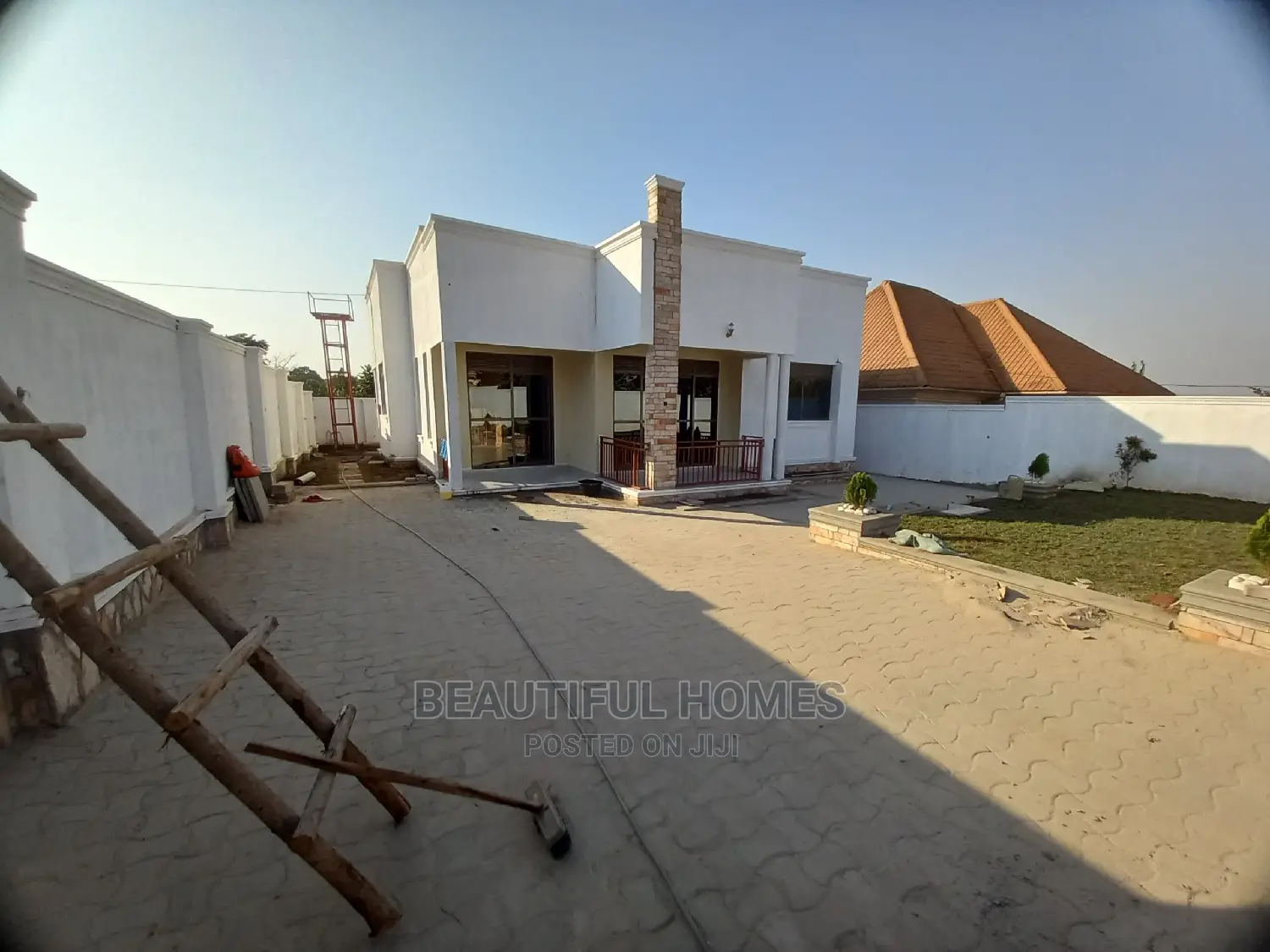 Furnished 4bdrm Bungalow in Kira for Sale in Kira