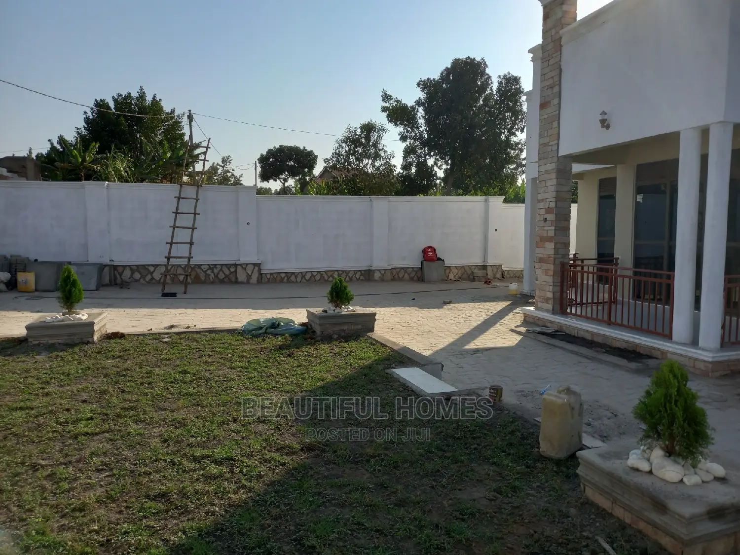 Furnished 4bdrm Bungalow in Kira for Sale in Kira