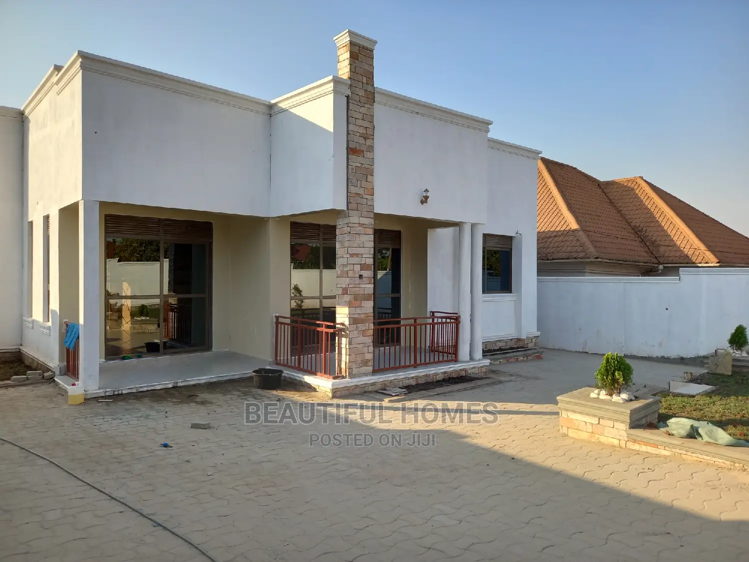 Furnished 4bdrm House in Kira for Sale in Kira