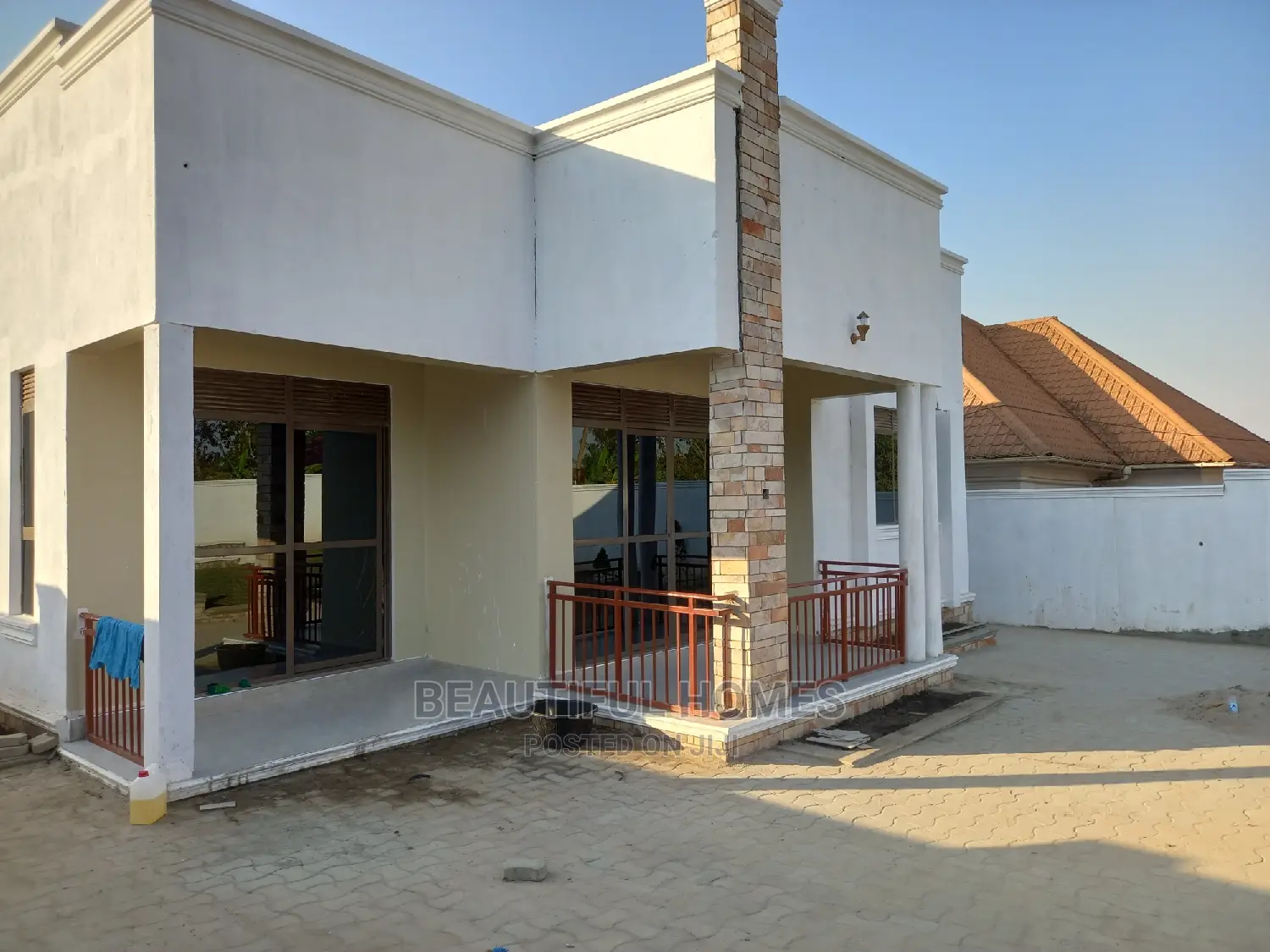 Furnished 4bdrm House in Kira for Sale in Kira