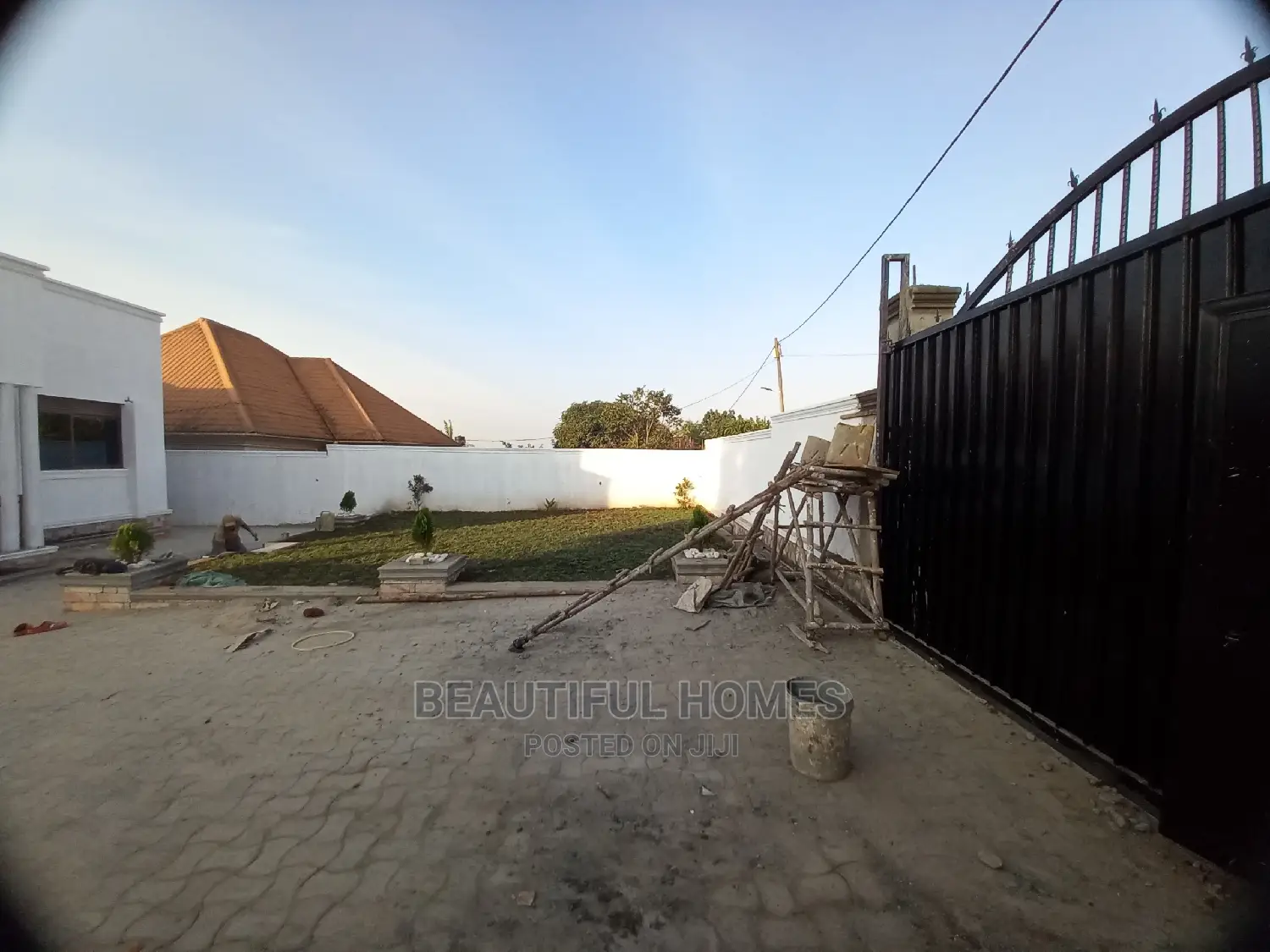 Furnished 4bdrm Bungalow in Kira for Sale in Kira