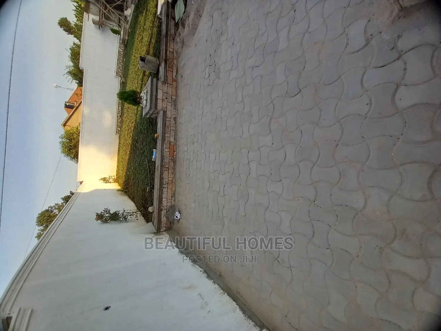 Furnished 4bdrm Bungalow in Kira for Sale in Kira