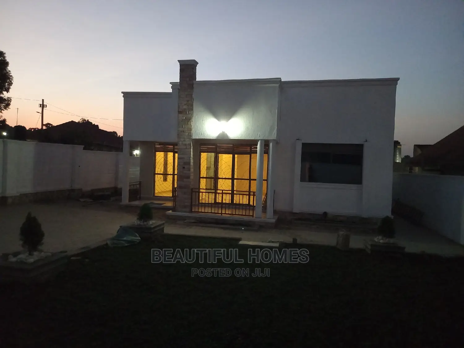 Furnished 4bdrm House in Kira for Sale in Kira