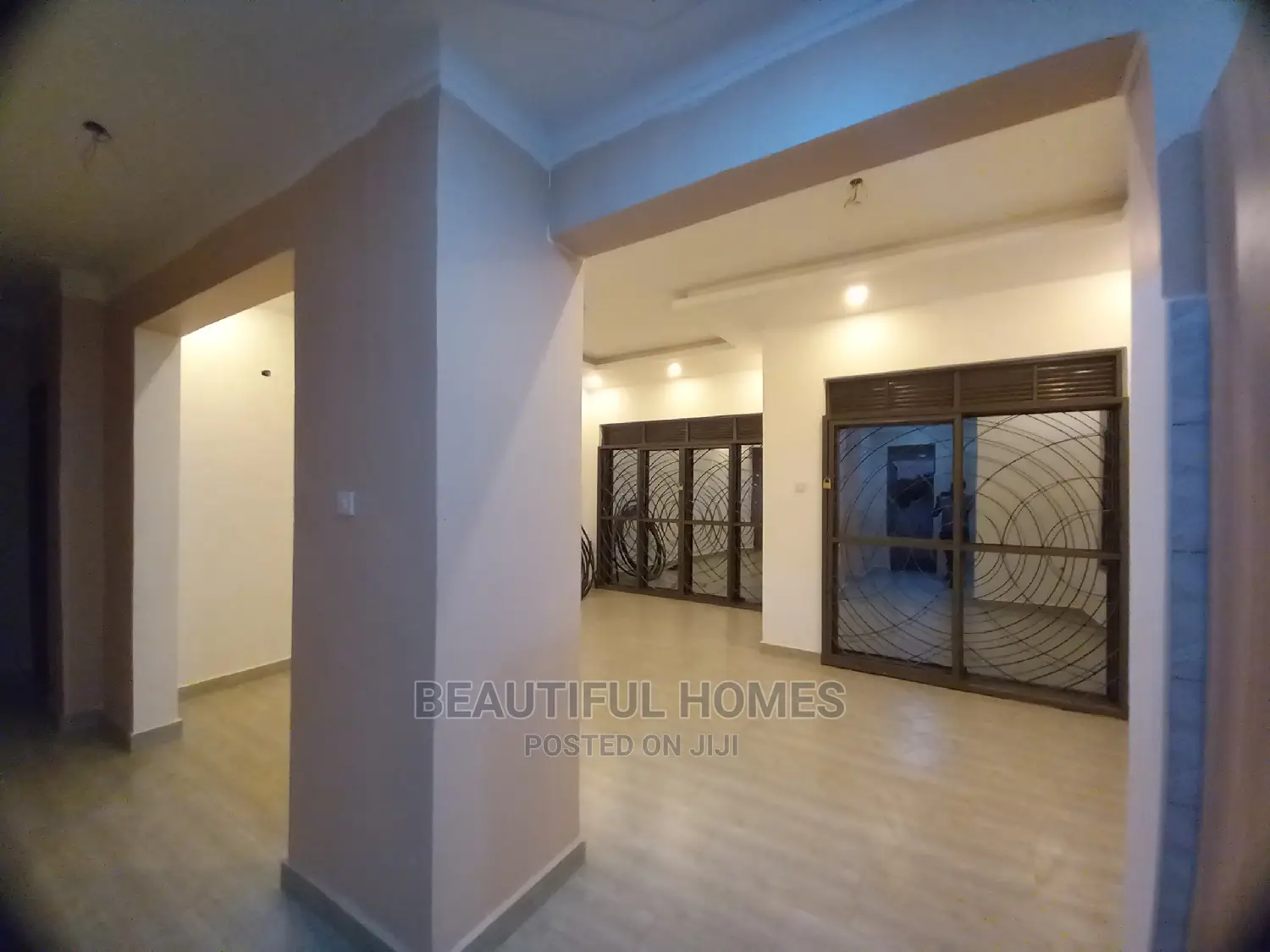 Furnished 4bdrm House in Kira for Sale in Kira