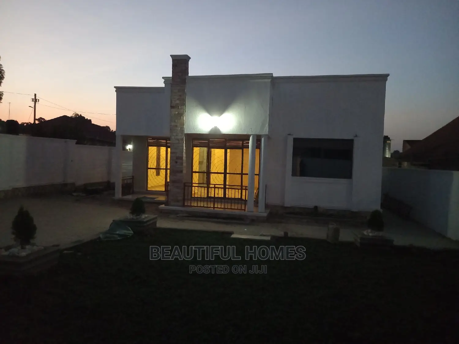 Furnished 4bdrm Bungalow in Kira for Sale in Kira