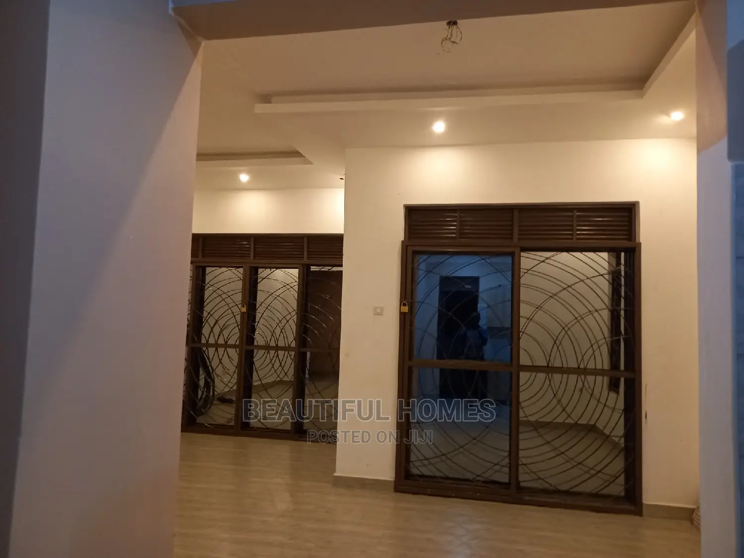 Furnished 4bdrm Bungalow in Kira for Sale in Kira