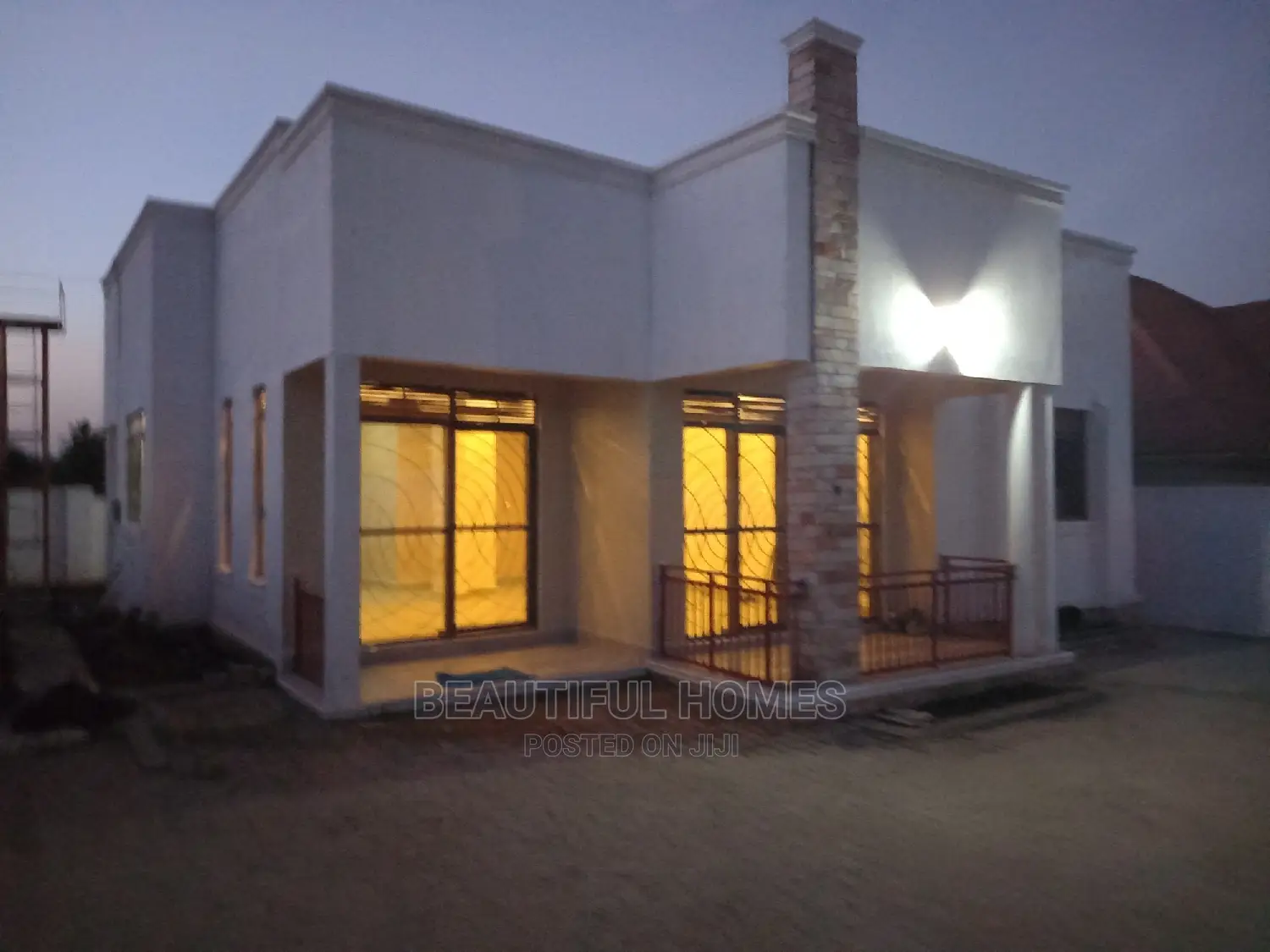 Furnished 4bdrm Bungalow in Kira for Sale in Kira