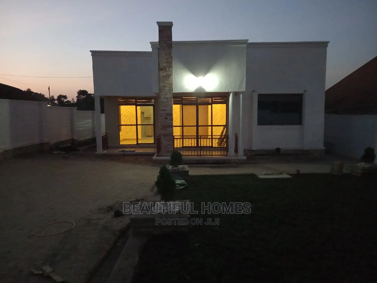 Furnished 4bdrm Bungalow in Kira for Sale in Kira