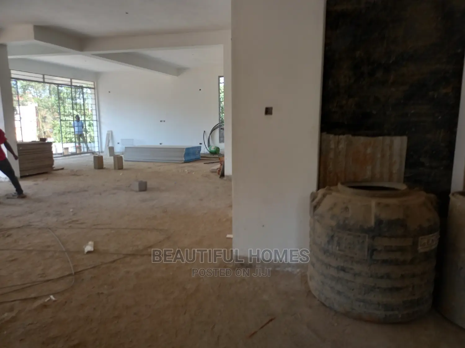 Furnished 6bdrm Mansion in Kyanja, Central Division for Sale in Central Division