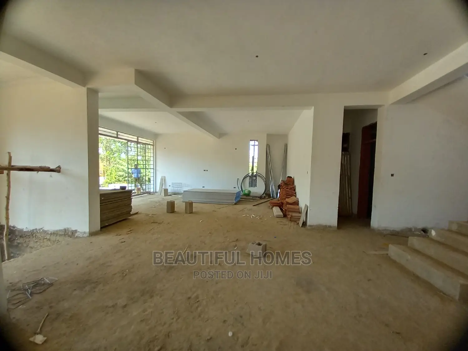 Furnished 6bdrm Mansion in Kyanja, Central Division for Sale in Central Division