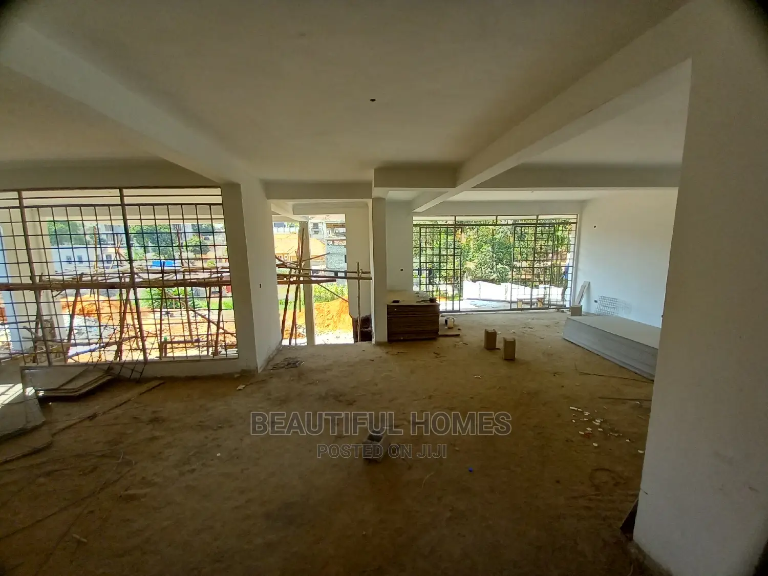 Furnished 6bdrm Mansion in Kyanja Corporate, Central Division for Sale in Central Division