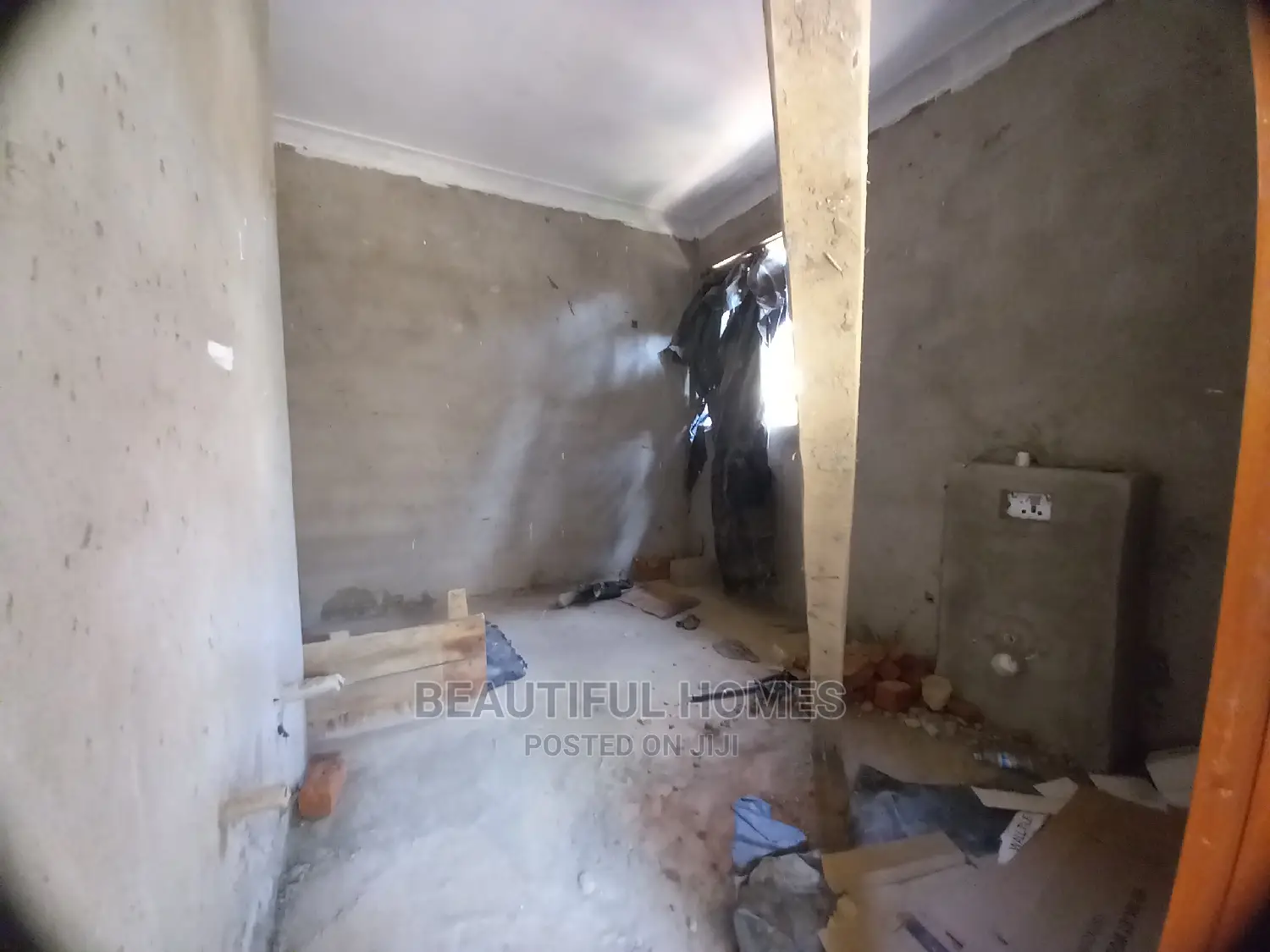 Furnished 6bdrm Mansion in Kyanja Corporate, Central Division for Sale in Central Division