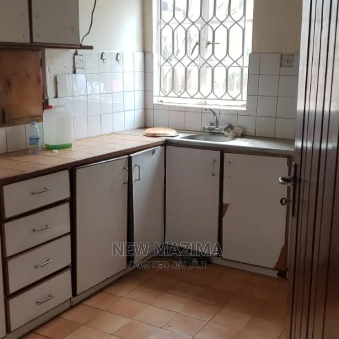 4bdrm House in Nsambya, Central Division for Sale in Central Division