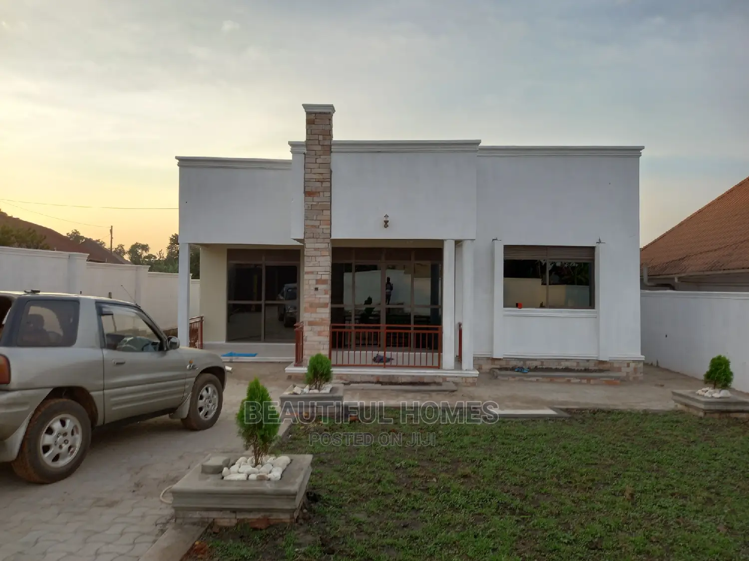 Furnished 4bdrm Maisonette in Kira, Central Division for Sale in Central Division