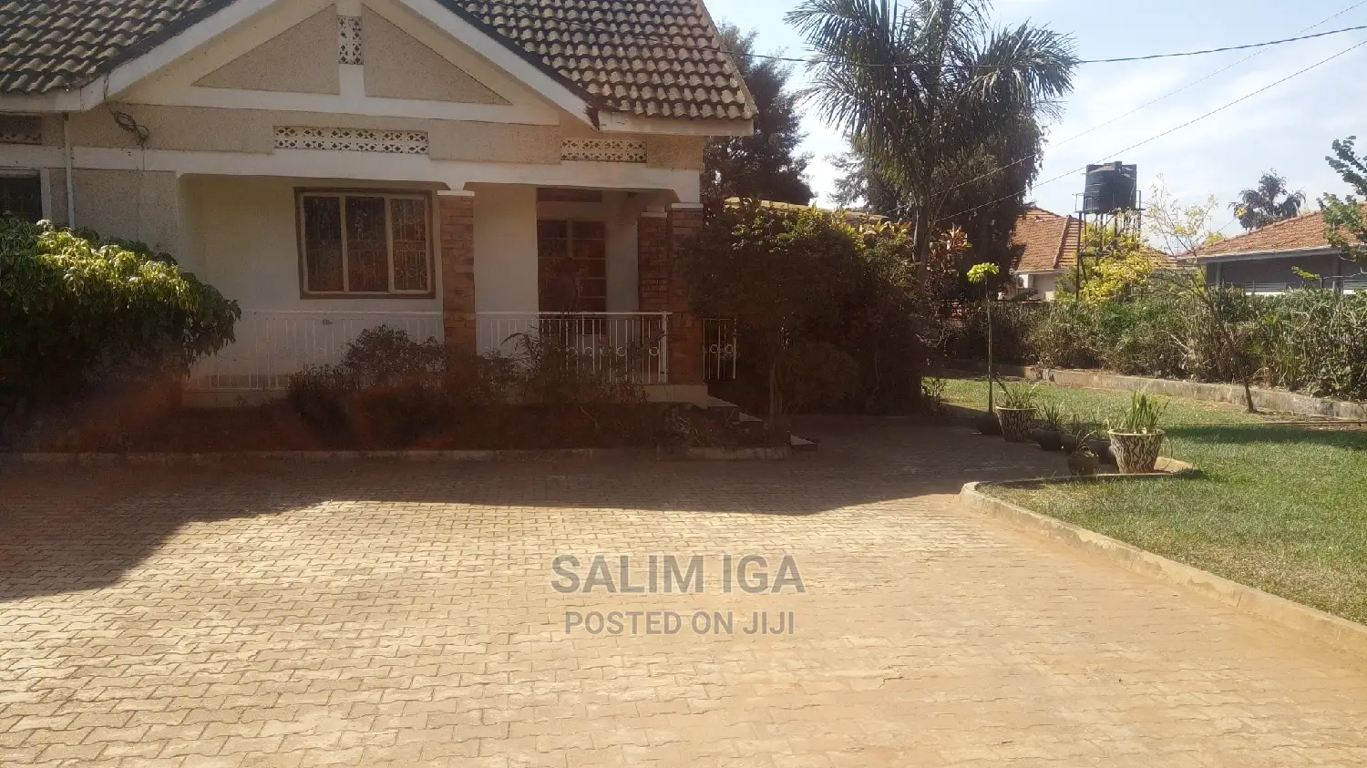 3bdrm Bungalow in Kololo Property, Central Division for Rent in Central Division