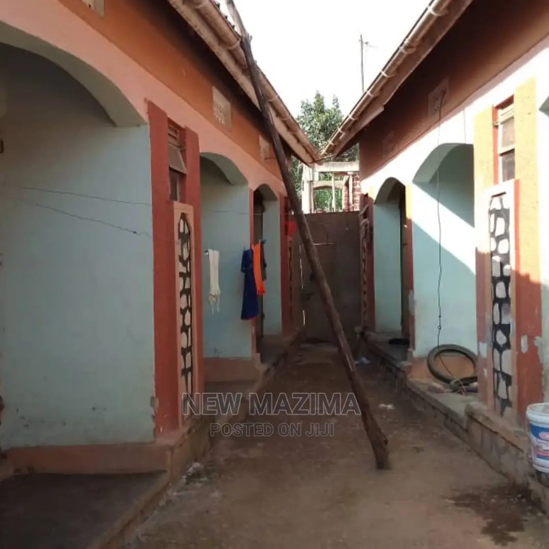6bdrm House in Nansana, Central Division for Sale in Central Division