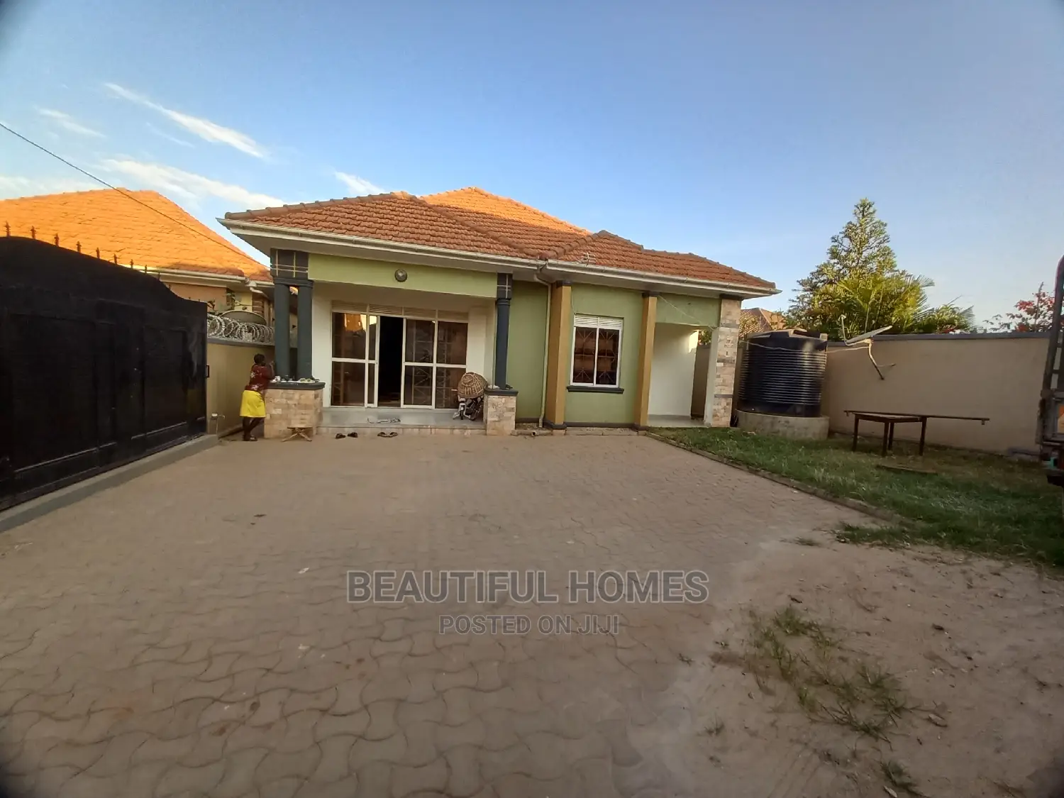 Furnished 4bdrm Bungalow in Kira Mamerito Road for Sale in Kira