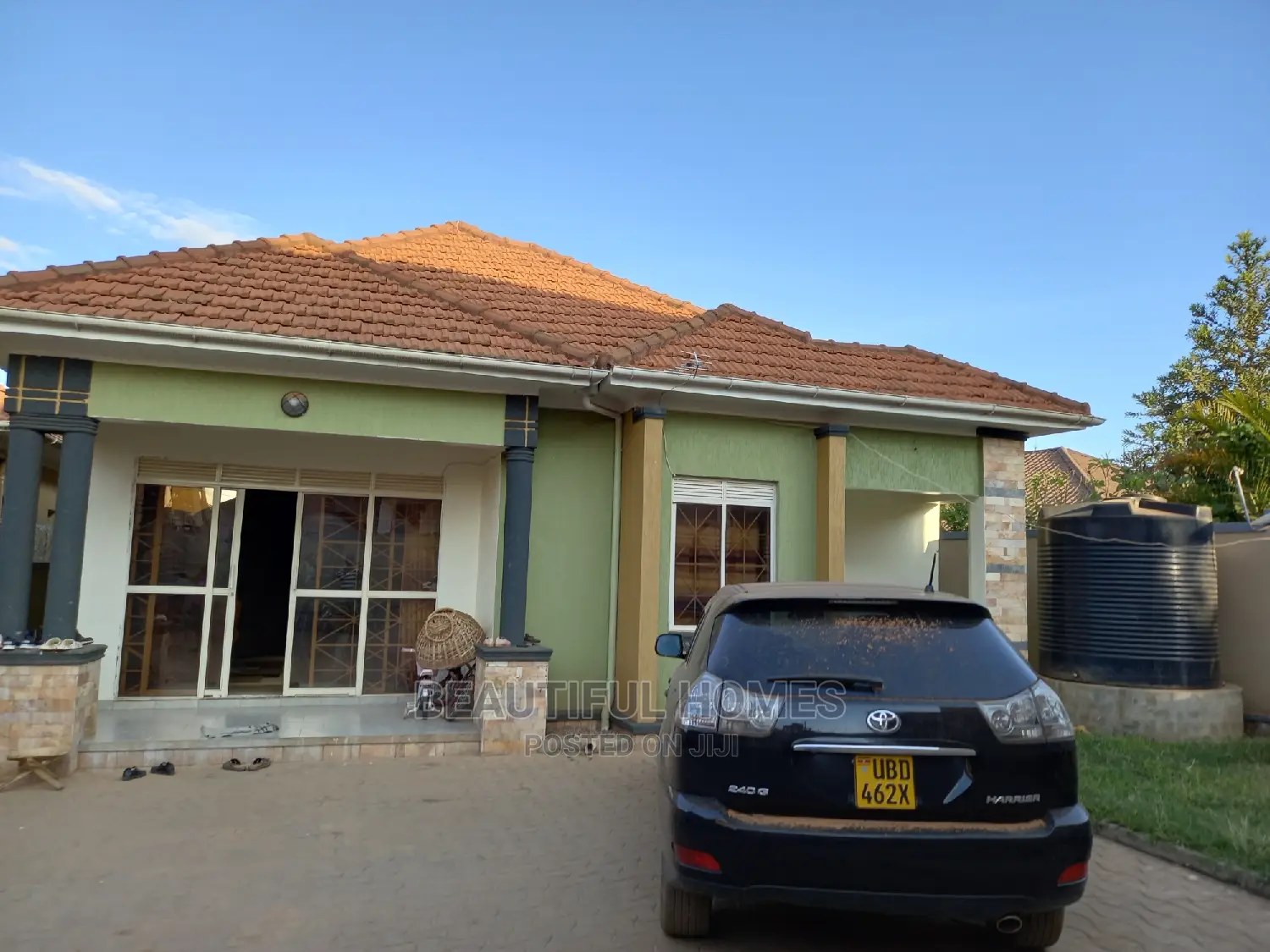 Furnished 4bdrm Bungalow in Kira Wealthy for Sale in Kira