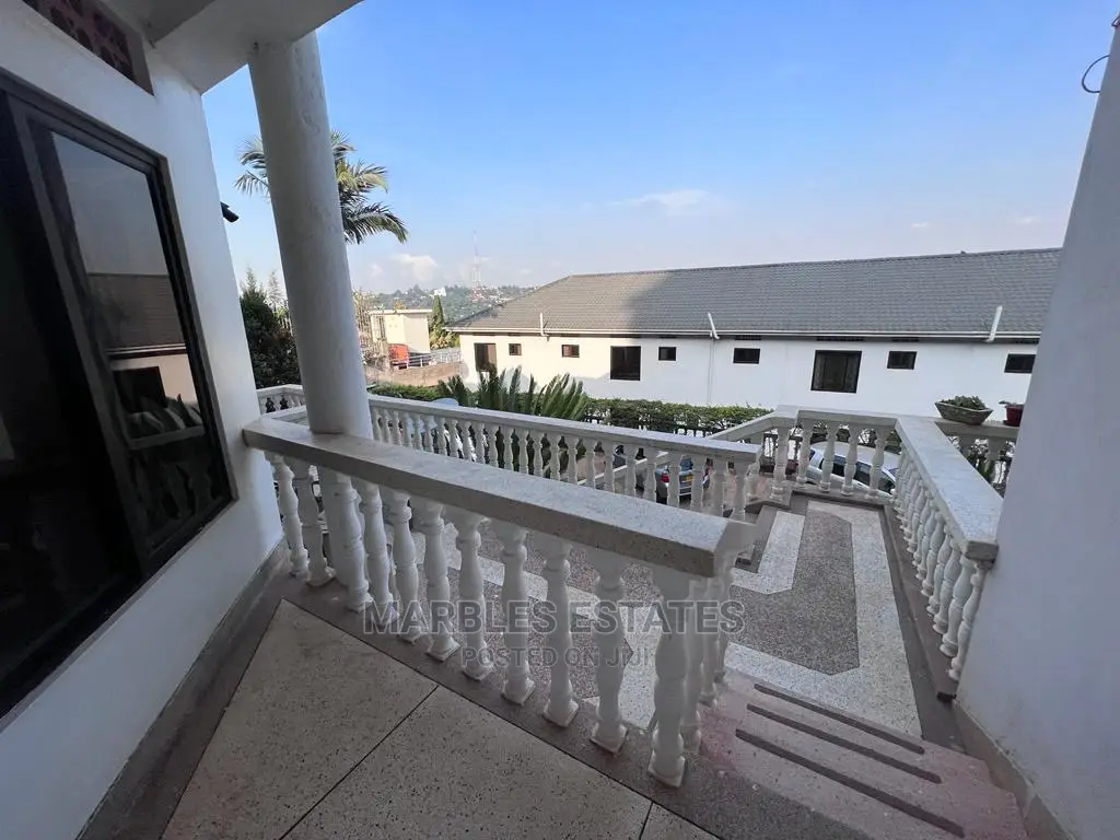 Furnished 2bdrm Townhouse/Terrace in Naguru, Central Division for Rent in Central Division