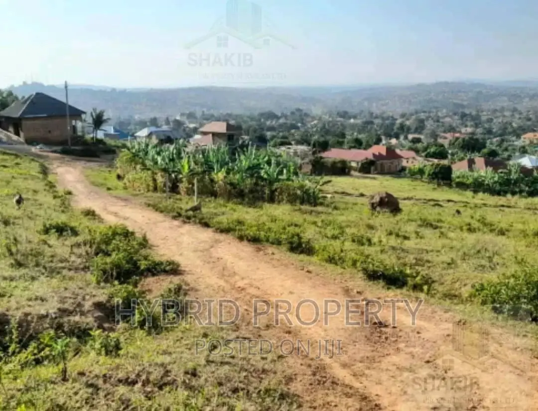 Plots for Sale at Kayunga~Gombe [Wakiso] Estate~Hoima Road. in Wakiso / Wakiso