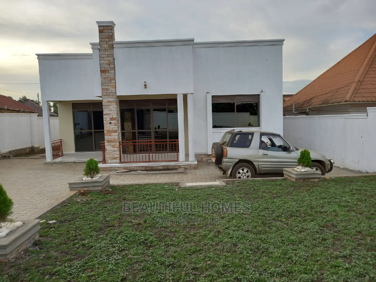 Furnished 4bdrm House in Kira for Sale in Kira