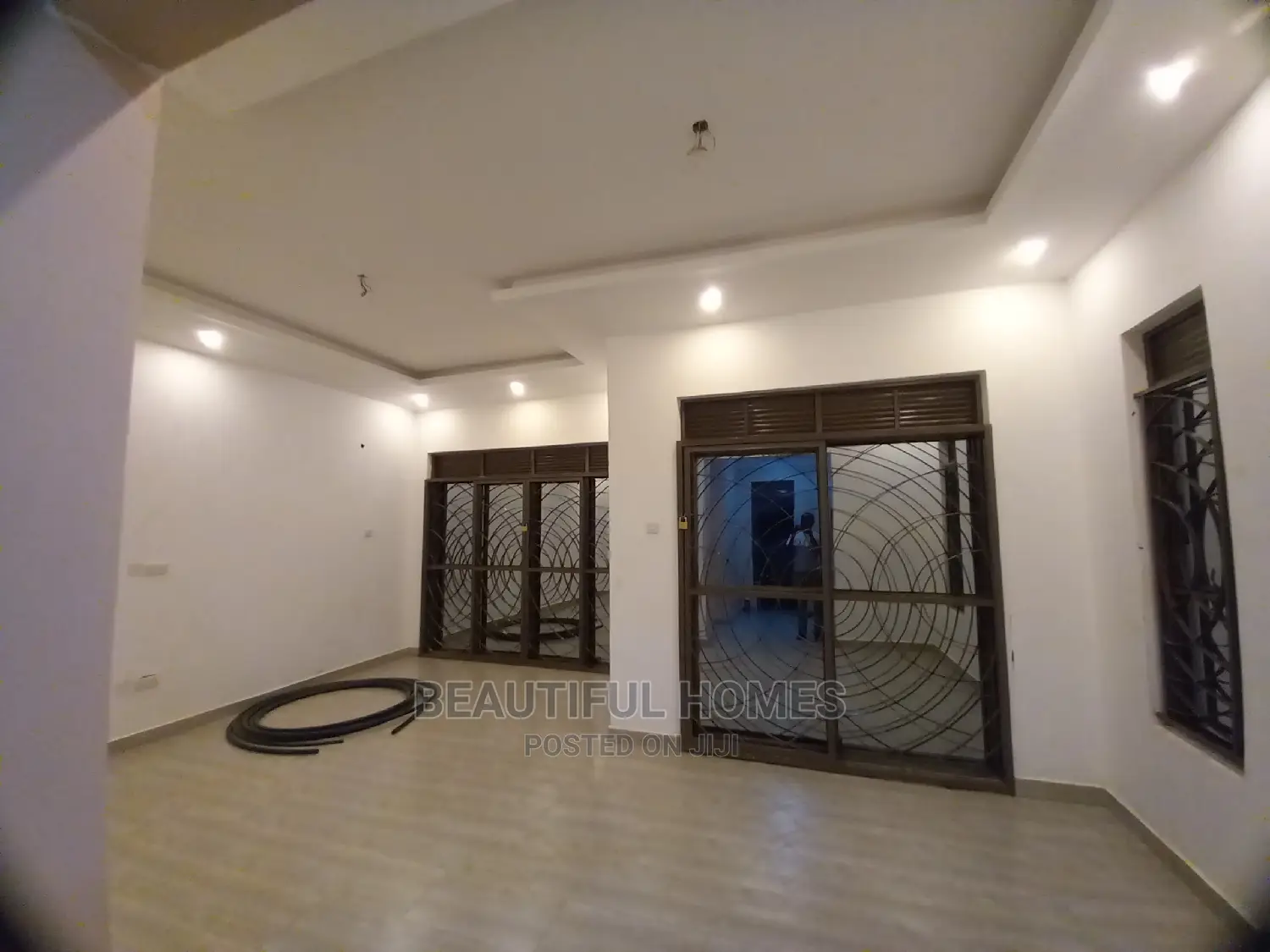 Furnished 4bdrm House in Kira for Sale in Kira
