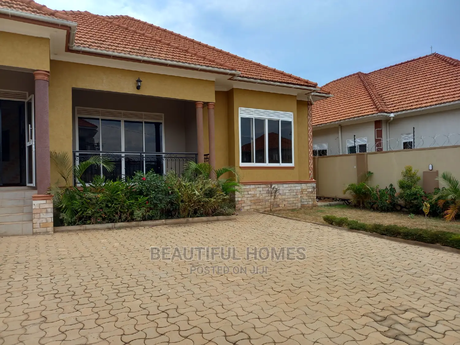 Furnished 4bdrm Bungalow in Kira for Sale in Kira