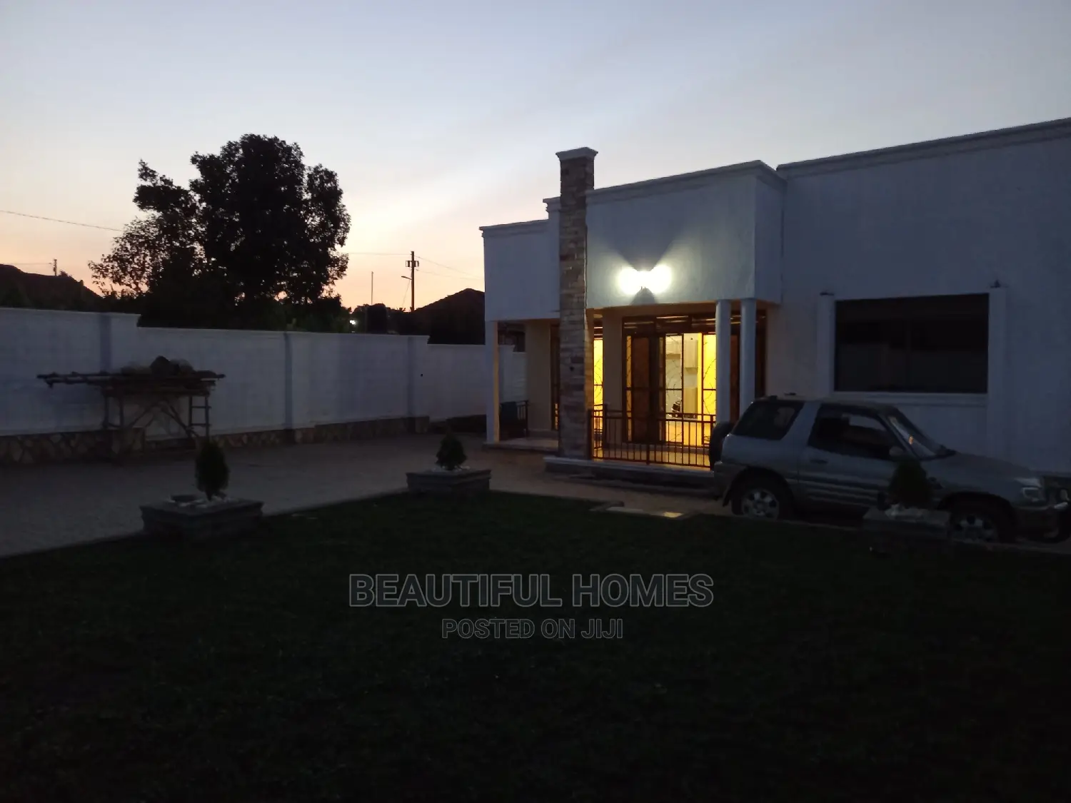 Furnished 4bdrm Bungalow in Kira for Sale in Kira