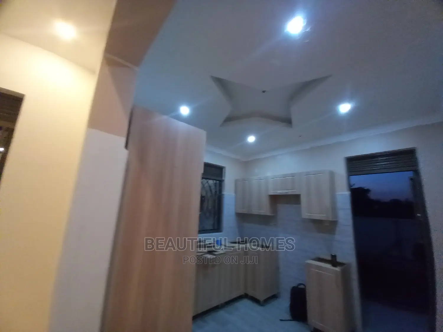 Furnished 4bdrm Bungalow in Kira for Sale in Kira
