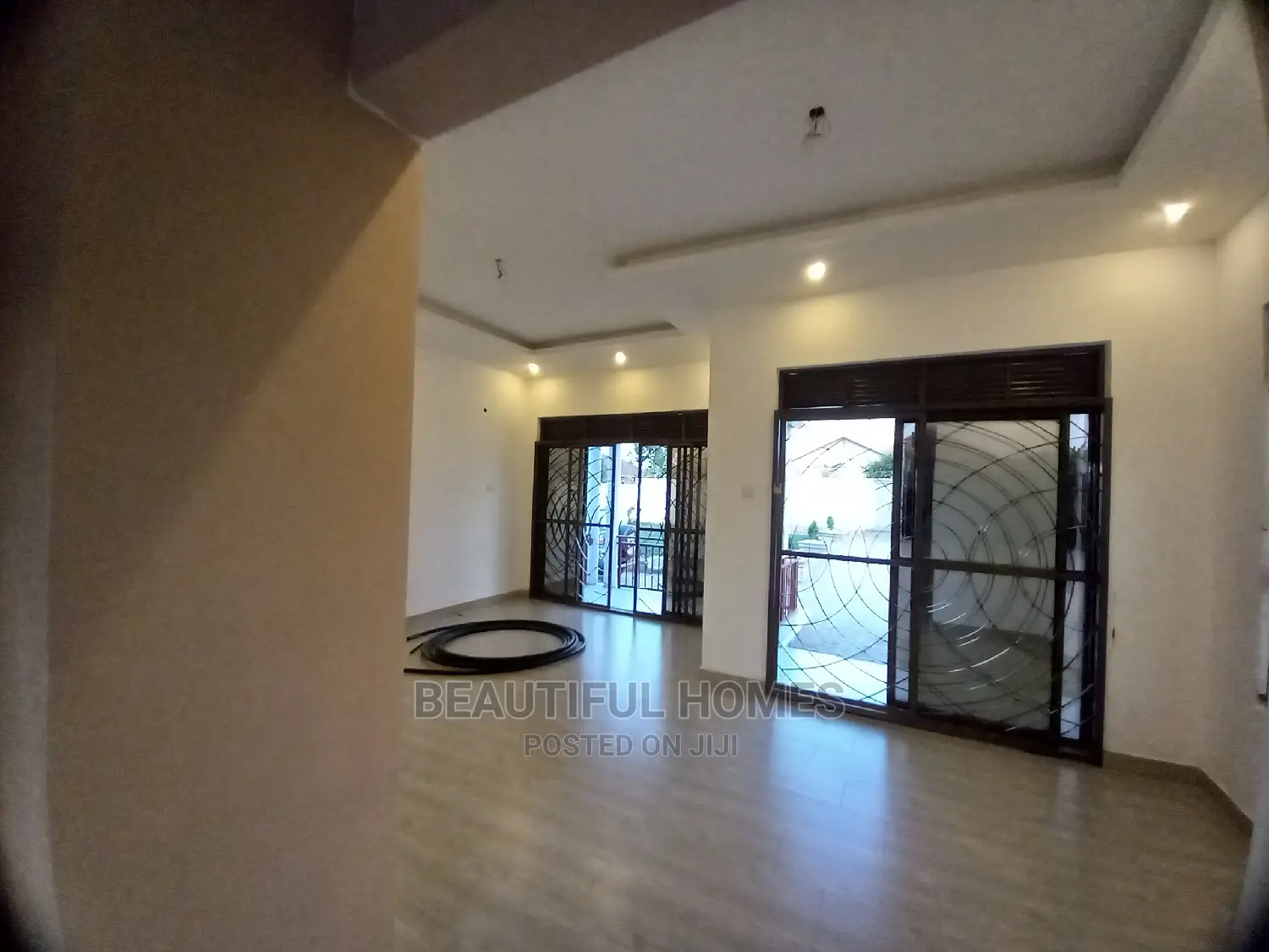 Furnished 4bdrm Maisonette in Kira for Sale in Kira