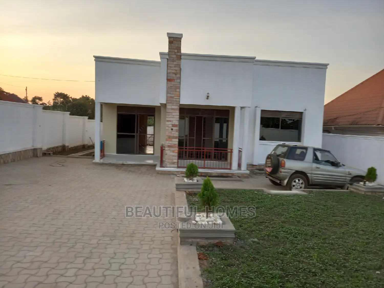 Furnished 4bdrm Maisonette in Kira for Sale in Kira