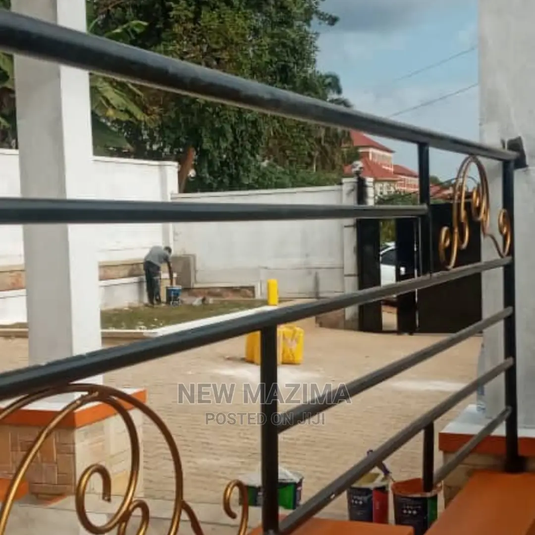 3bdrm Bungalow in Kitende Ntebe Rd, Central Division for Sale in Central Division